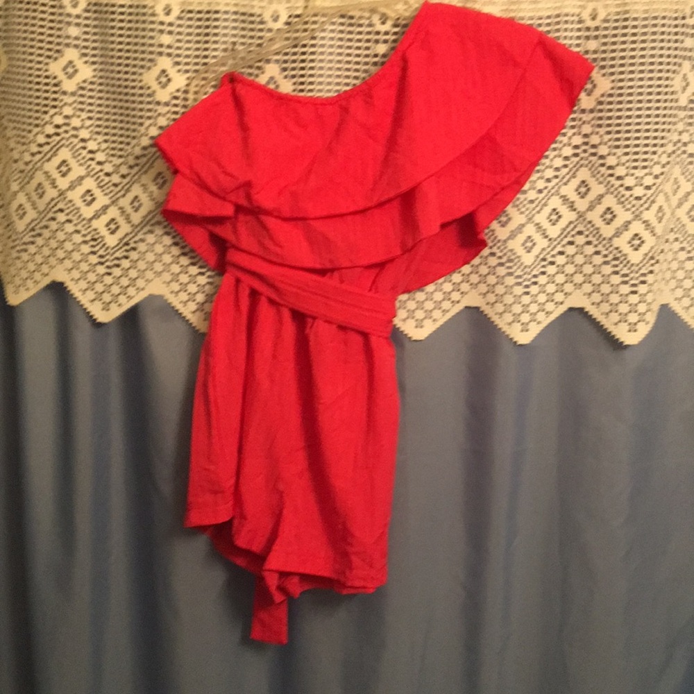 One-Shoulder Ruffle Red Dress